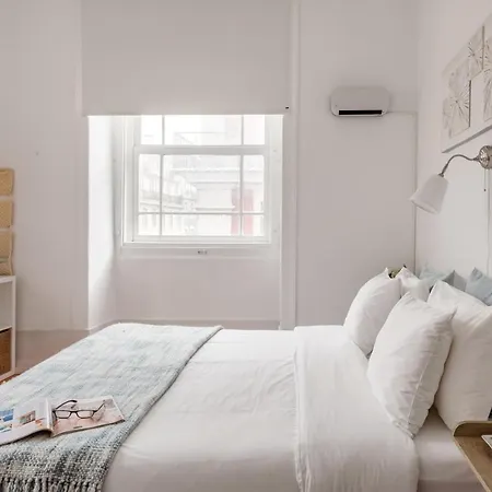 Apartment With 3 Bedrooms In Lisboa With Wifi