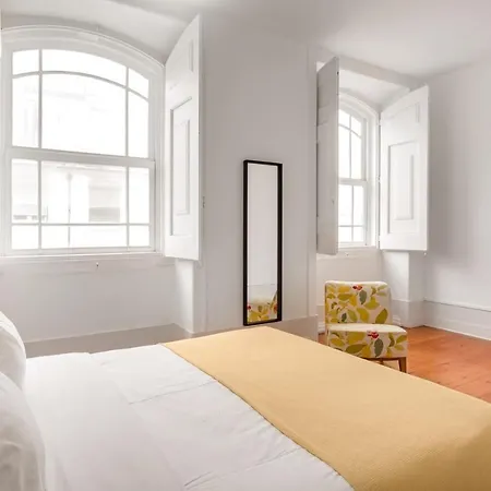 Apartment With 3 Bedrooms In Lisboa With Wifi *